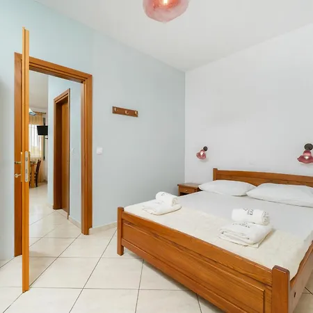 Apartment Exadas *